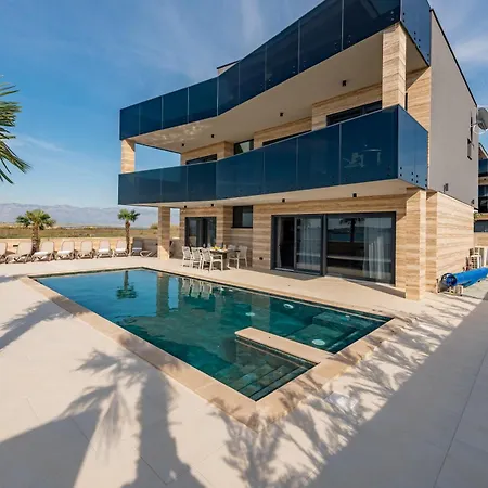 Travera Βίλα Privlaka (Zadar)